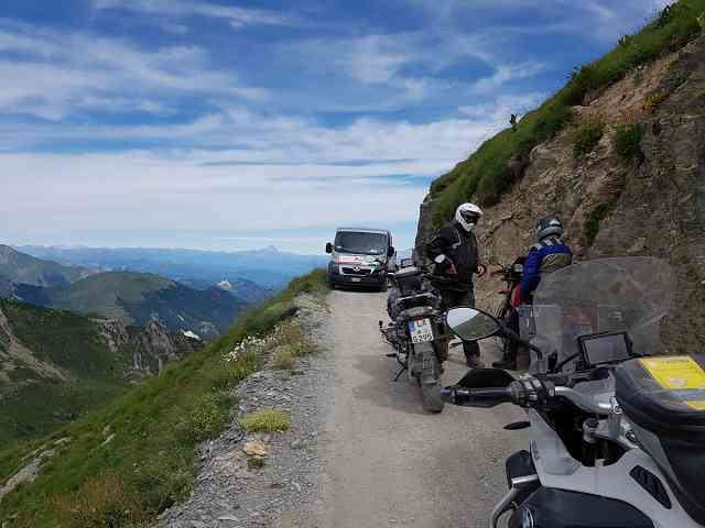 Ligurian border ridge road